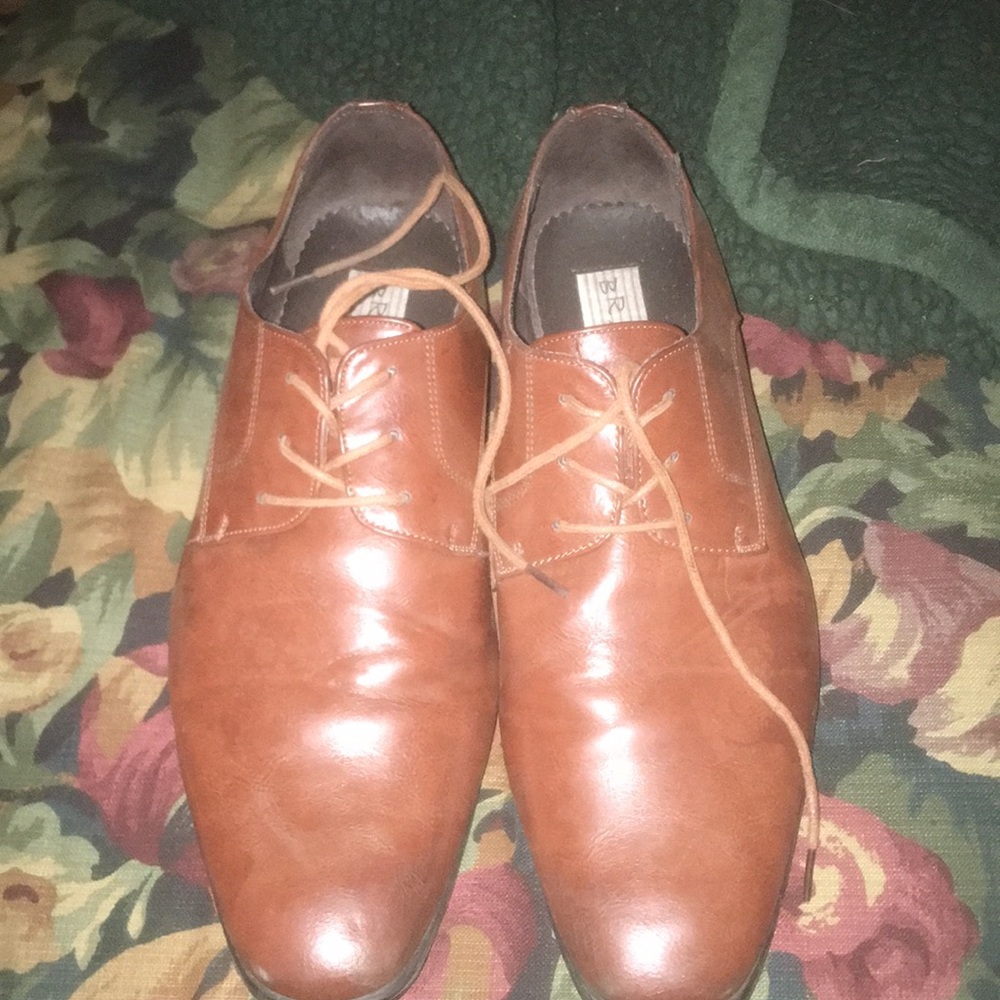 Brown dress shoes
